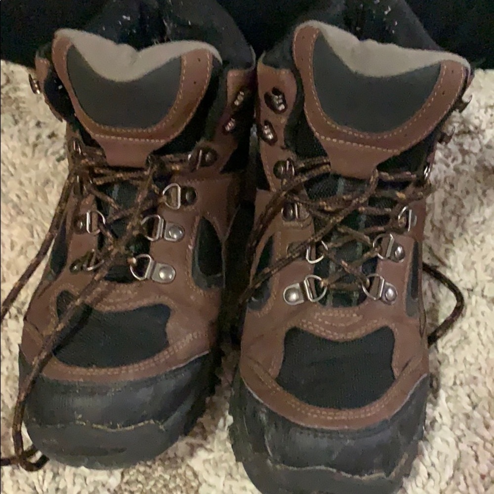 Redhead hiking boots